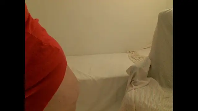 Snapshot of VoluptuousnessXL chatting on 02.02.25 VoluptuousnessXL online show from 02.02.25