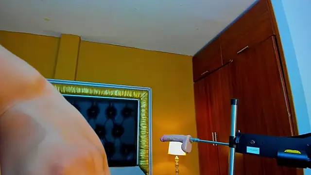 AniEvans  online show from 02.14.25