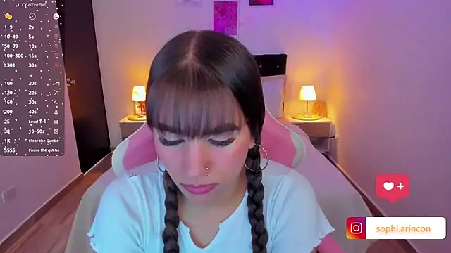 Snapshot of Sophia_rincon chatting on 03.21.26 Sophia rincon online show from 03.21.26