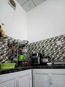    Erin    online show from 03.16.25