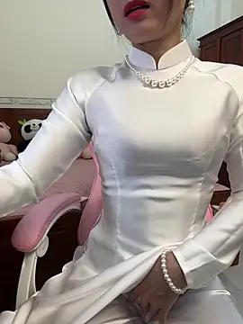    Erin    online show from 05.03.26