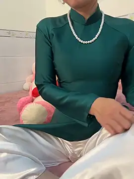   Erin    online show from 05.08.26
