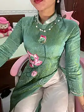    Erin    online show from 07.22.26