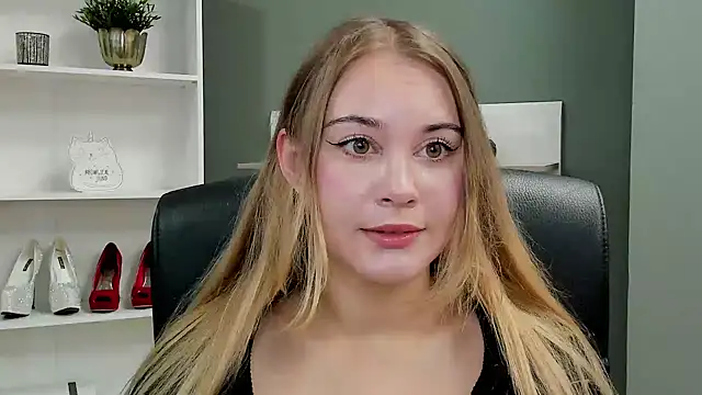 kitty valeria online show from 09.21.25