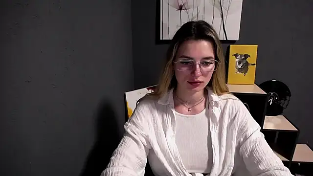 lady olivia  online show from 05.18.26