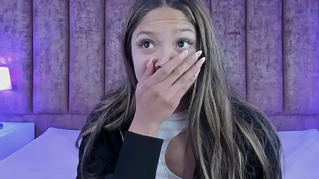 Victoria Adams14 online show from 03.07.25