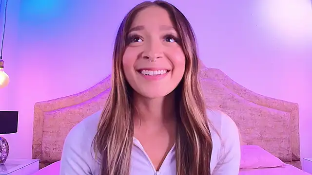 Victoria Adams14 online show from 10.23.25