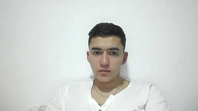 Snapshot of Estebitan_vm chatting on 11.17.25 Estebitan vm online show from 11.17.25