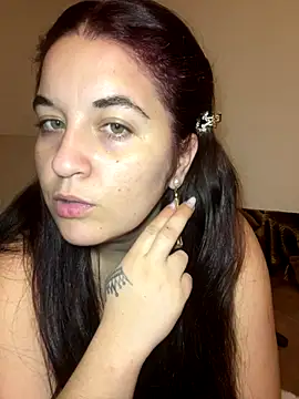 Snapshot of yzabell18 chatting on 12.22.25 yzabell18 online show from 12.22.25