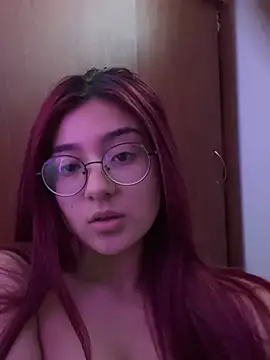 Snapshot of Im_mave chatting on 01.25.25 Im mave online show from 01.25.25