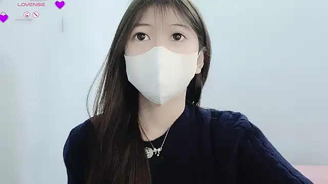 Snapshot of tanhxiu chatting on 01.04.25 tanhxiu online show from 01.04.25