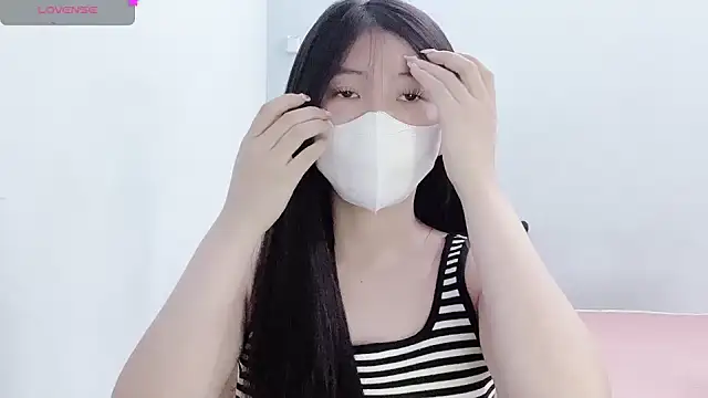 Snapshot of tanhxiu chatting on 11.11.25 tanhxiu online show from 11.11.25