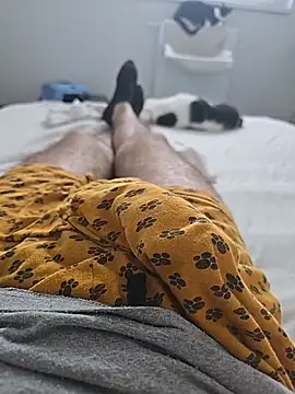 Snapshot of tibi2003_10 chatting on 12.16.25 tibi2003 10 online show from 12.16.25