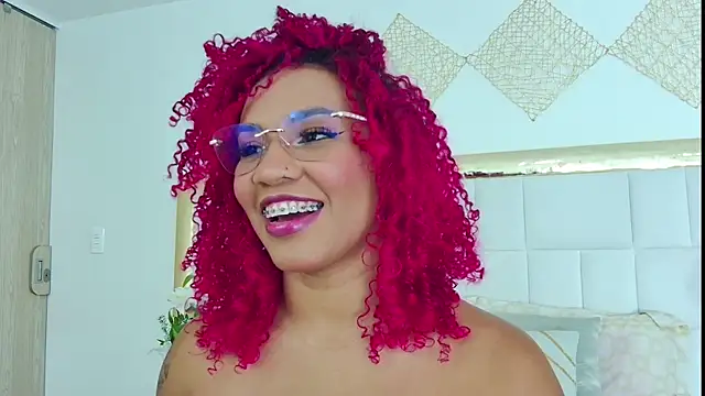 Snapshot of RubyRossel chatting on 03.19.25 RubyRossel online show from 03.19.25