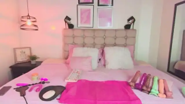 noa  01 online show from 11.26.25