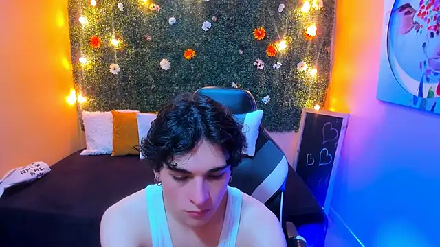 Luke Howland online show from 12.18.24