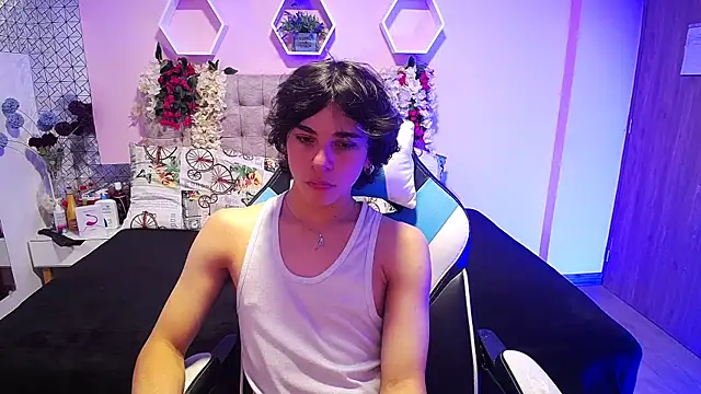 Luke Howland online show from 01.22.25