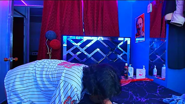 Luke Howland online show from 03.01.25