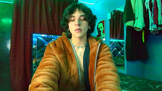 Luke Howland online show from 03.14.25