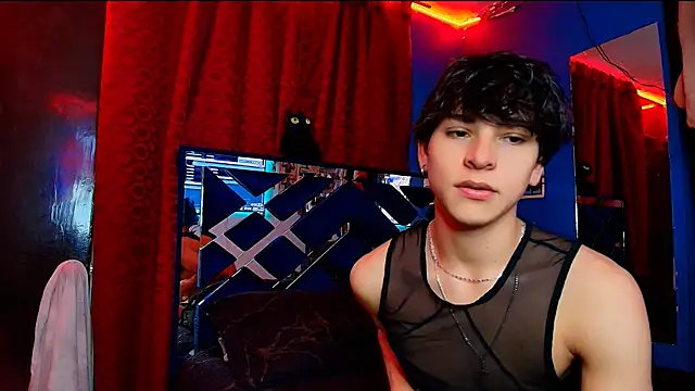 Luke Howland online show from 12.04.25