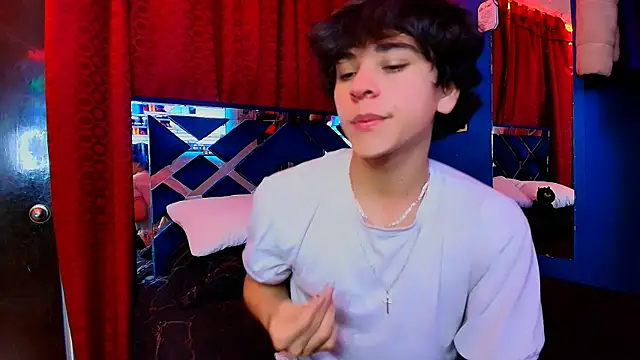 Snapshot of Luke_Howland chatting on 01.17.26 Luke Howland online show from 01.17.26