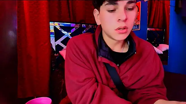 Snapshot of Luke_Howland chatting on 02.26.26 Luke Howland online show from 02.26.26