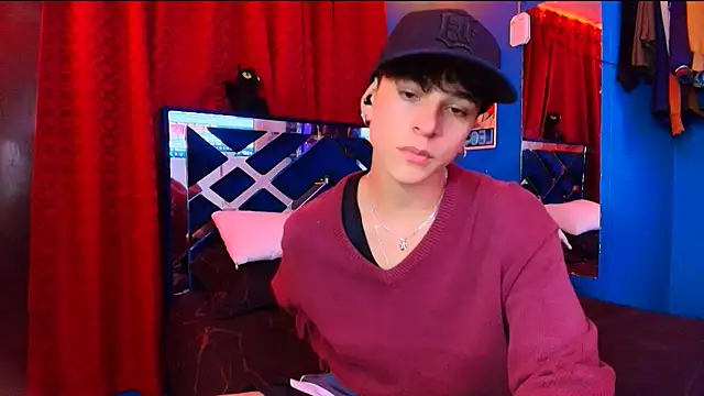 Snapshot of Luke_Howland chatting on 03.07.26 Luke Howland online show from 03.07.26