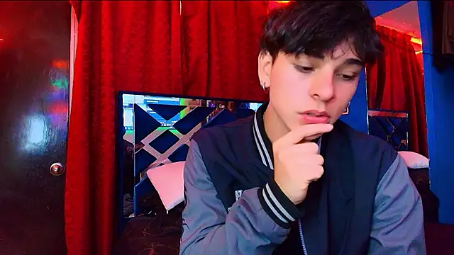 Snapshot of Luke_Howland chatting on 03.17.26 Luke Howland online show from 03.17.26