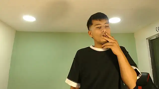 danielitopapuu online show from 12.16.25