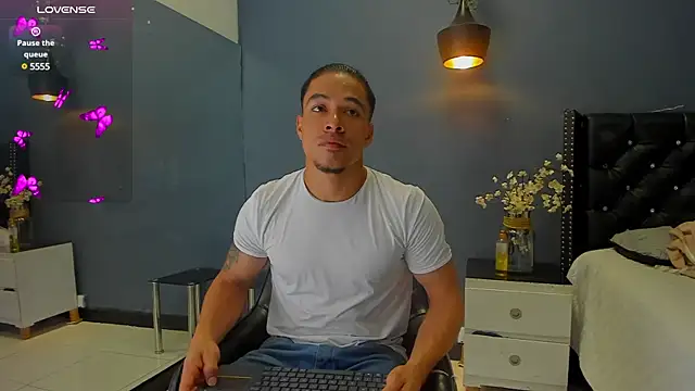 Snapshot of Bryson_Collins_ chatting on 03.01.25 Bryson Collins online show from 03.01.25
