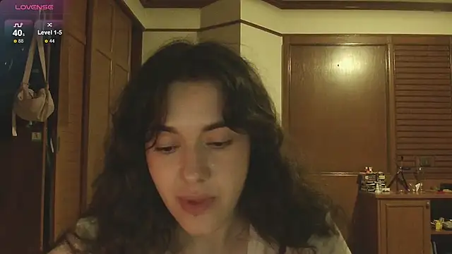 Snapshot of sadetuiningaa chatting on 03.19.25 sadetuiningaa online show from 03.19.25