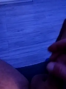 Snapshot of McdyllanXX chatting on 09.24.25 McdyllanXX online show from 09.24.25