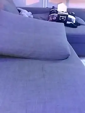 Snapshot of McdyllanXX chatting on 11.30.25 McdyllanXX online show from 11.30.25