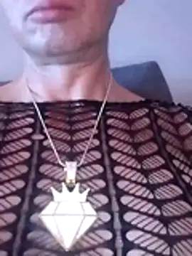 Snapshot of McdyllanXX chatting on 04.12.26 McdyllanXX online show from 04.12.26