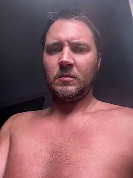 Snapshot of Brando2585 chatting on 03.17.26 Brando2585 online show from 03.17.26