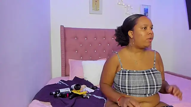 Yiseth 02 online show from 03.09.25