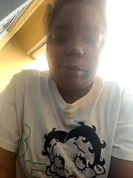 Snapshot of JCCaramelbarbie1 chatting on 11.05.25 JCCaramelbarbie1 online show from 11.05.25