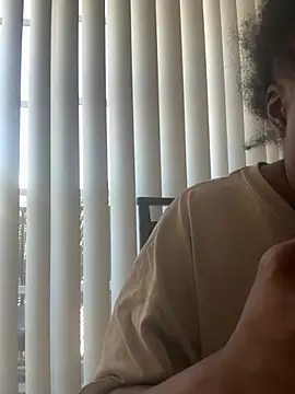 Snapshot of JCCaramelbarbie1 chatting on 11.18.25 JCCaramelbarbie1 online show from 11.18.25