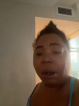 Snapshot of JCCaramelbarbie1 chatting on 12.04.25 JCCaramelbarbie1 online show from 12.04.25