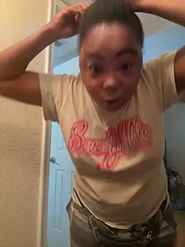 Snapshot of JCCaramelbarbie1 chatting on 01.15.26 JCCaramelbarbie1 online show from 01.15.26