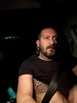 Snapshot of teddy79good chatting on 10.23.25 teddy79good online show from 10.23.25