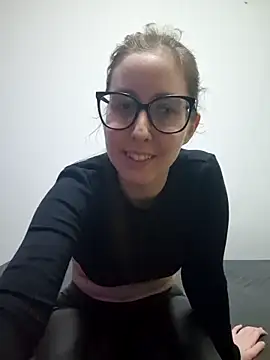 Snapshot of Sarah459 chatting on 01.09.25 Sarah459 online show from 01.09.25