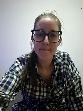 Snapshot of Sarah459 chatting on 01.12.25 Sarah459 online show from 01.12.25