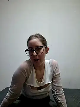 Snapshot of Sarah459 chatting on 03.13.25 Sarah459 online show from 03.13.25