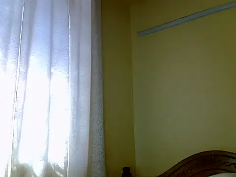 Snapshot of Oliviia_ chatting on 01.08.25 Oliviia  online show from 01.08.25