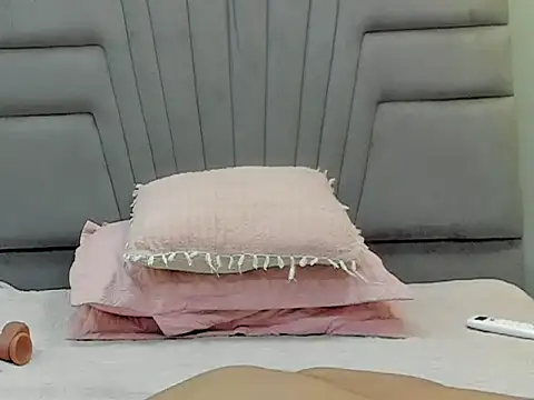 Snapshot of angel_adamx chatting on 10.29.25 angel adamx online show from 10.29.25