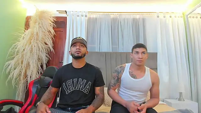 Snapshot of angel_adamx chatting on 12.17.25 angel adamx online show from 12.17.25