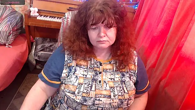 RoseRed69 online show from 04.25.26