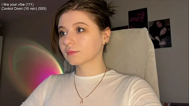 xoxoavi online show from 04.27.26