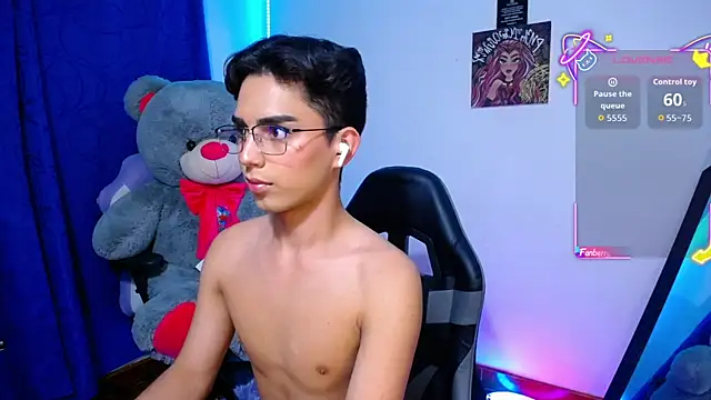 OwenBluee online show from 06.18.26